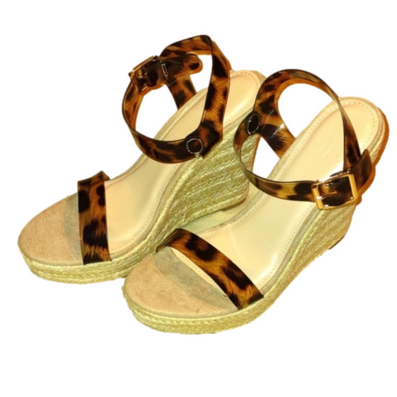 JustFab Shoes - 𝅺JUSTFAB Leopard print Wedges Size 7 NIB
